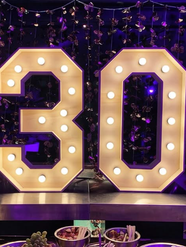 XL Letters