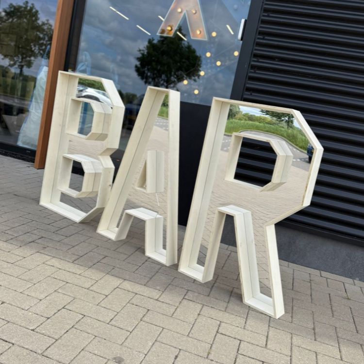 Verkoop - BAR | Letters met spiegels