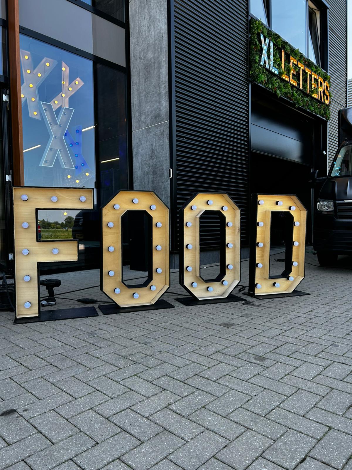 Ex-verhuur | "FOOD" - 100cm